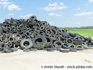 Illegale Müllhalde in Weilmünster mit rund 300 Altreifen