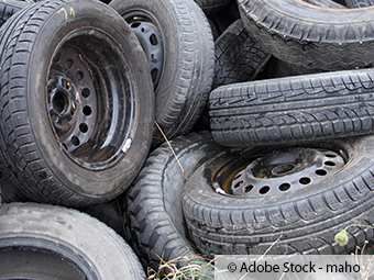 ZARE | Unbekannte Täter entsorgen illegal alte Reifen